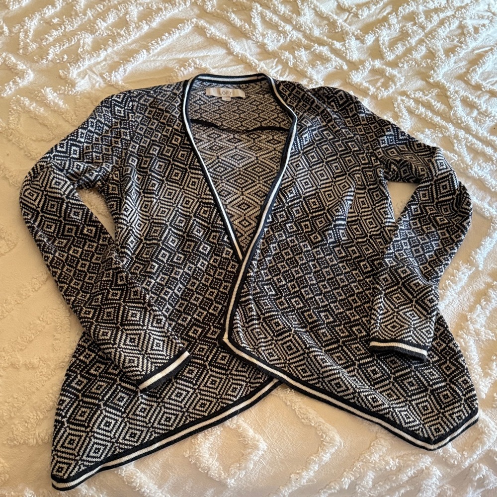 Loft XS Geometric Black and White Women's Sweater